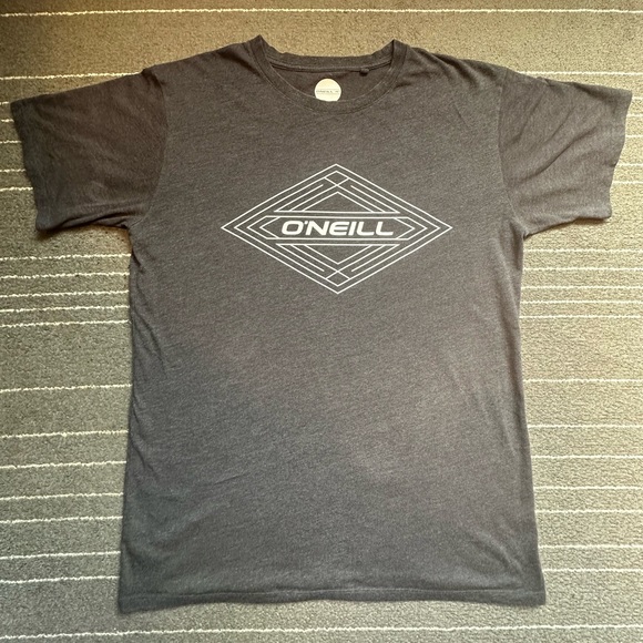 O’Neill T-shirt - Picture 1 of 4